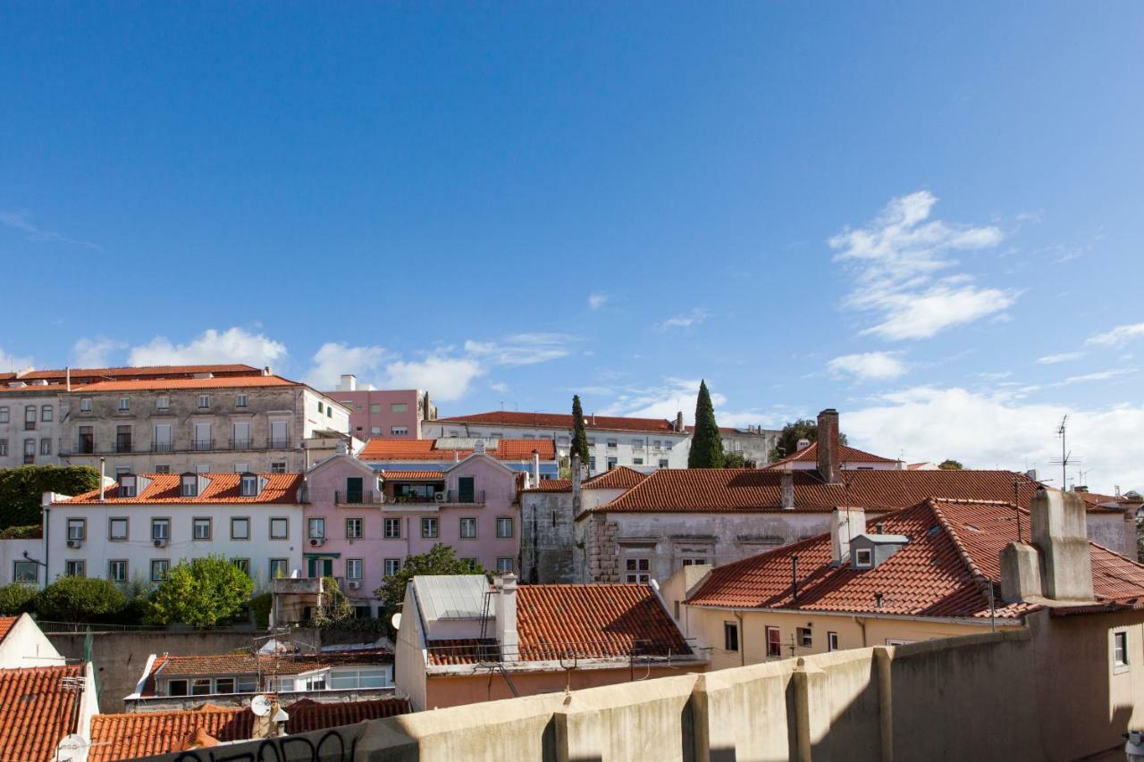 Apartamento Alfama St George Castle District Fabulous 3 Bedrooms 2 Bathrooms Ac Balcony 1st Floor 19th Century Building Lisboa